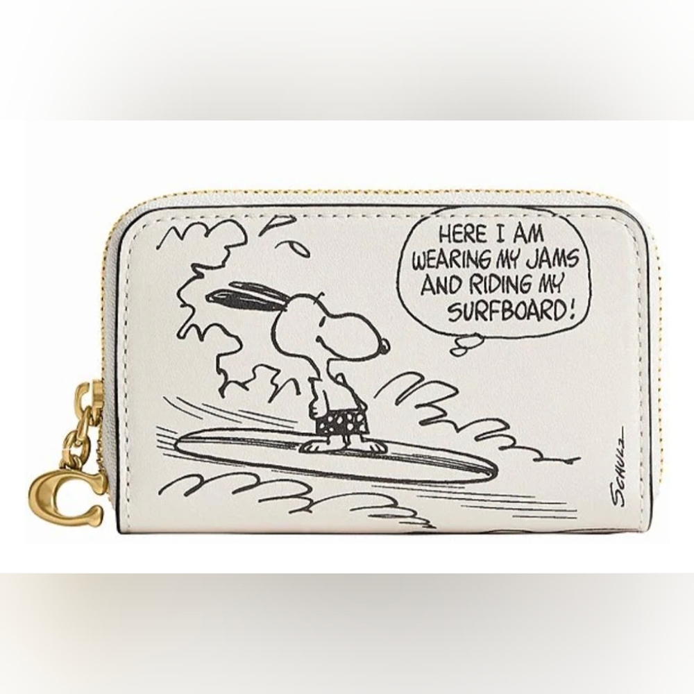 COACH
x Peanuts Zip Around Card Case